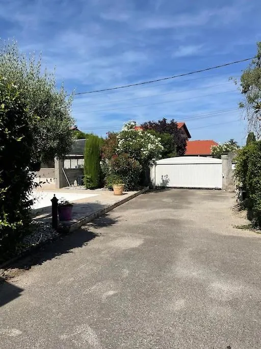 Villa Individuelle - Chassieu 0*,  France